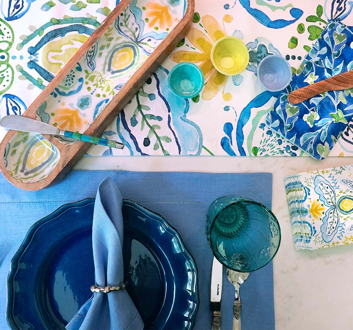 Entertaining with Azure & Ivy: A Summer Table Styling Guide