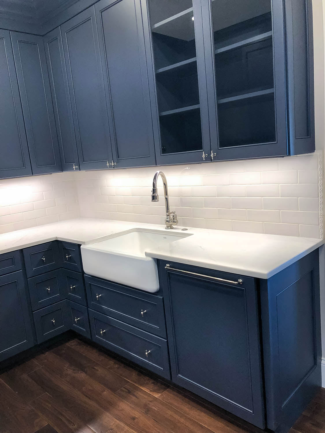 cabinets in HC-154 Hale Navy in a butler's pantry