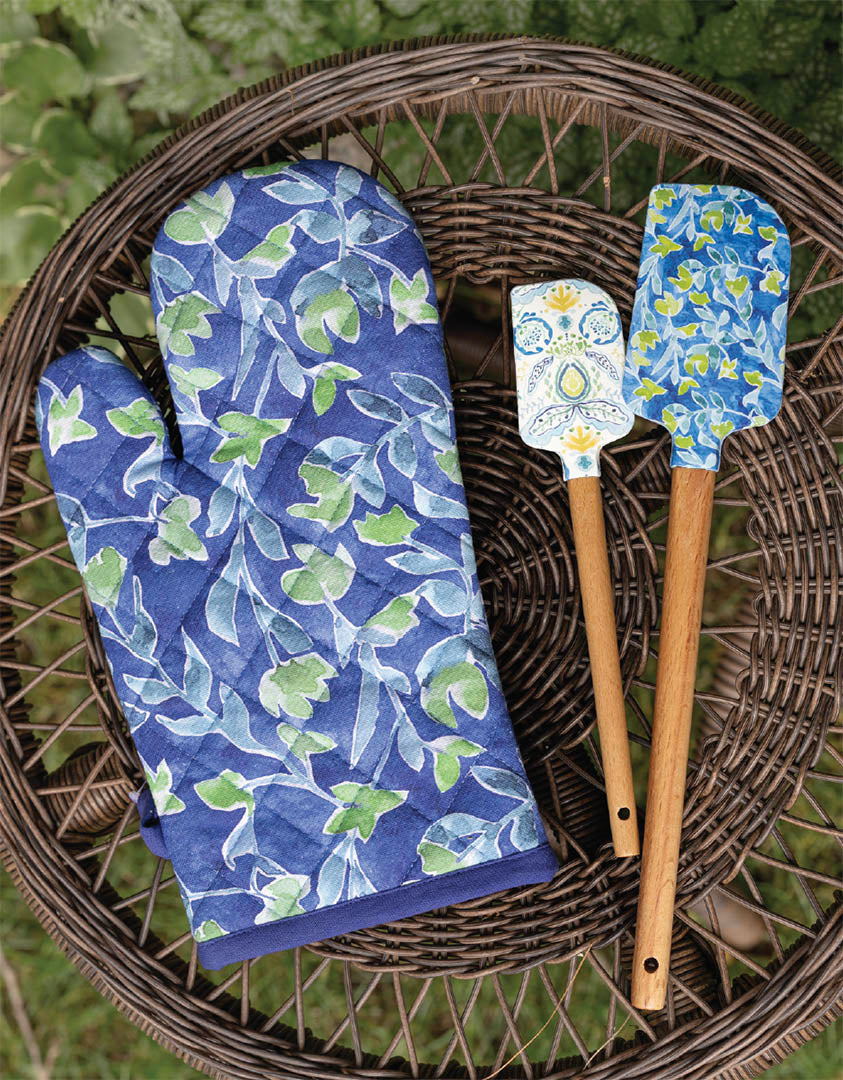 Azure & Ivy Oven Mitt